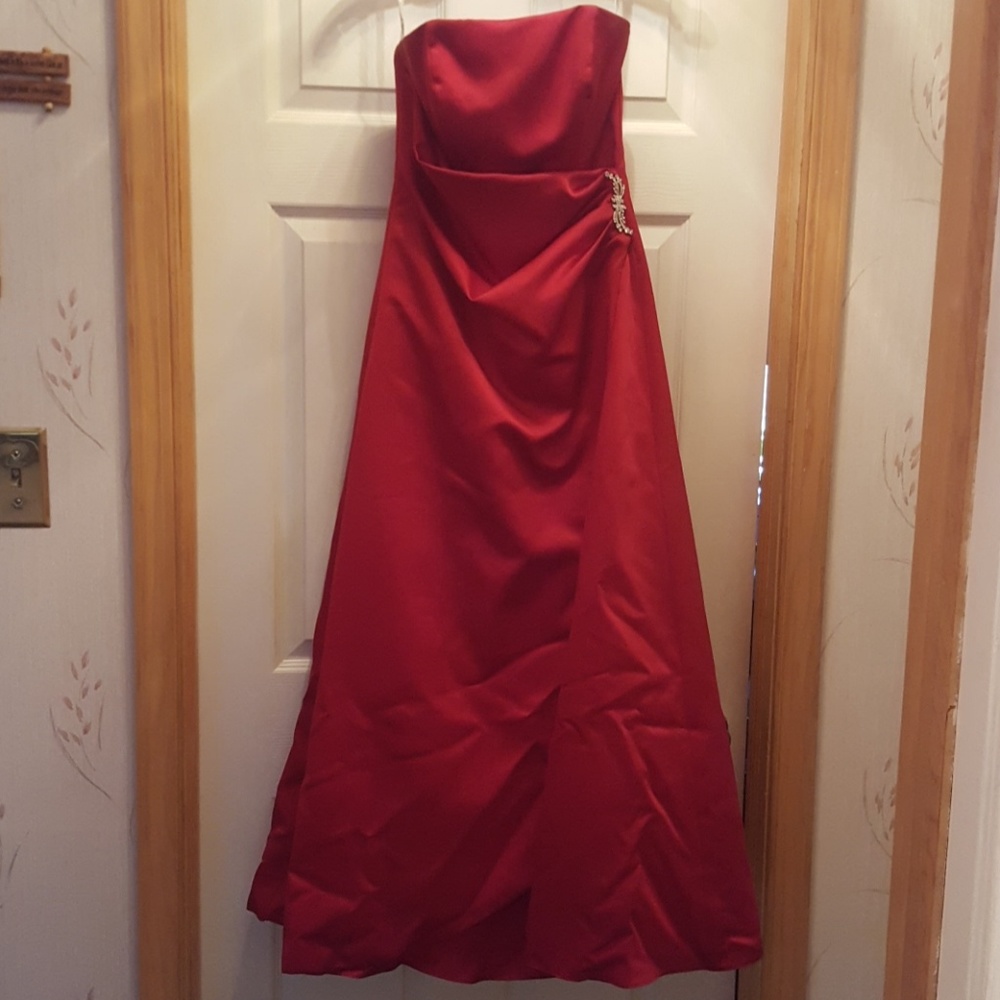 David's bridal bridesmaid gown